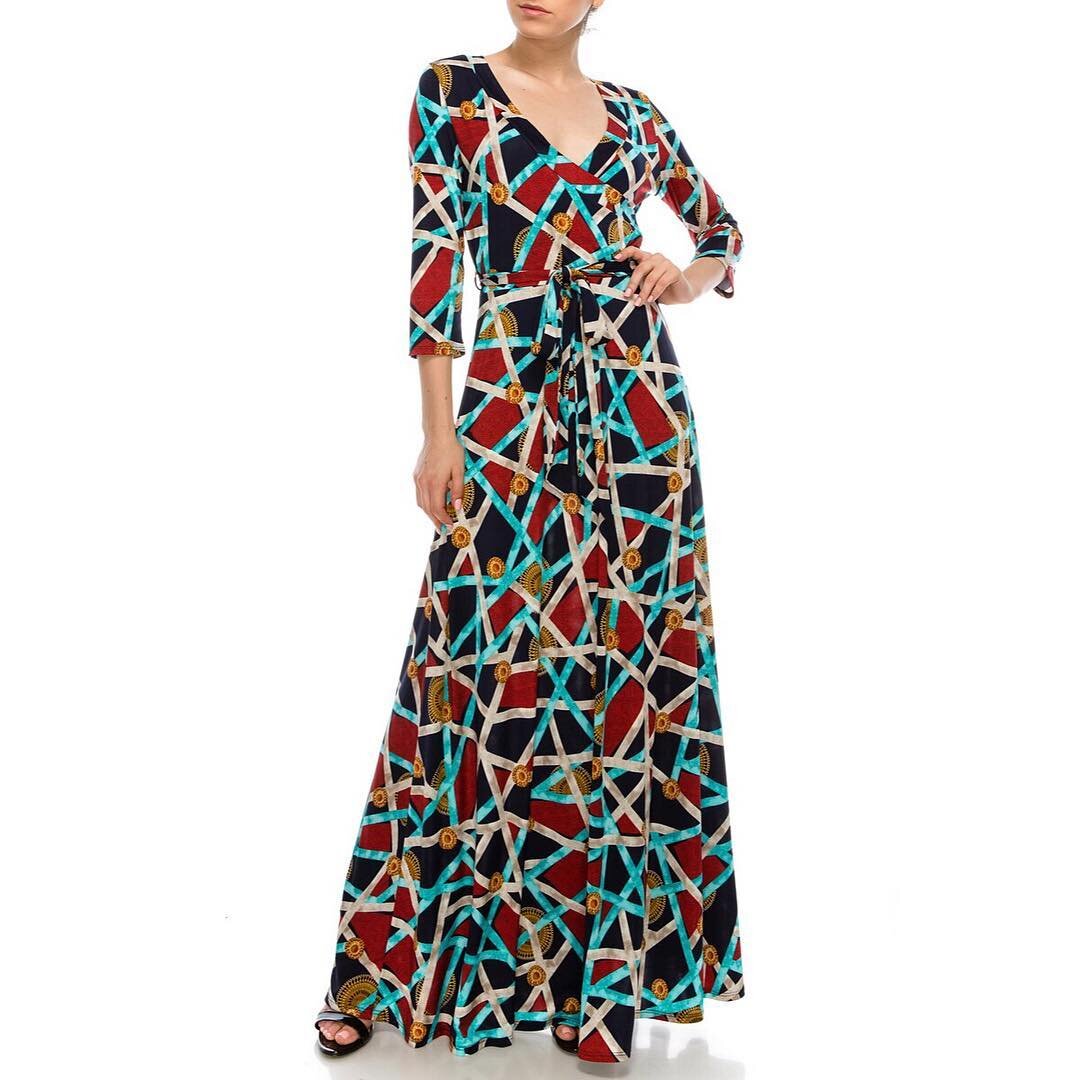 Venechia print 3/4 sleeve maxi wrap dress
Style# DJ51504-FRS
Color : Navy
95% Polyester 5% Spandex
www.janettefashion.com
#janettefashion #la #losangeles #dtla #fashiondistrict #maxidress #kneelengthdress #wrapdress #clothes #dress #ootd #fashion #